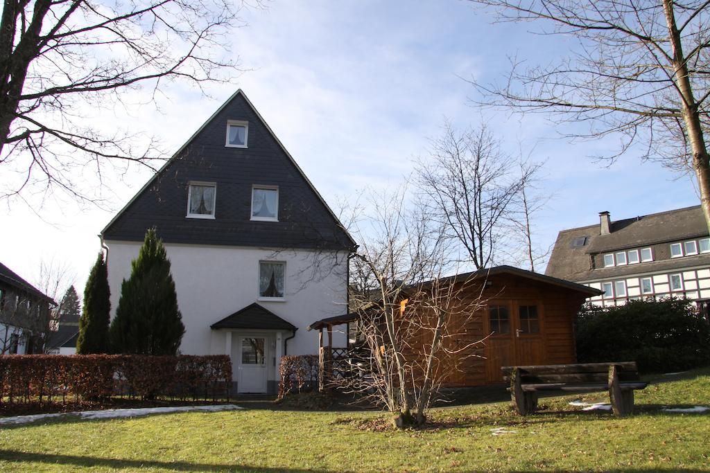 Ferienwohnungen Landgasthof Gilsbach Winterberg Exterior photo