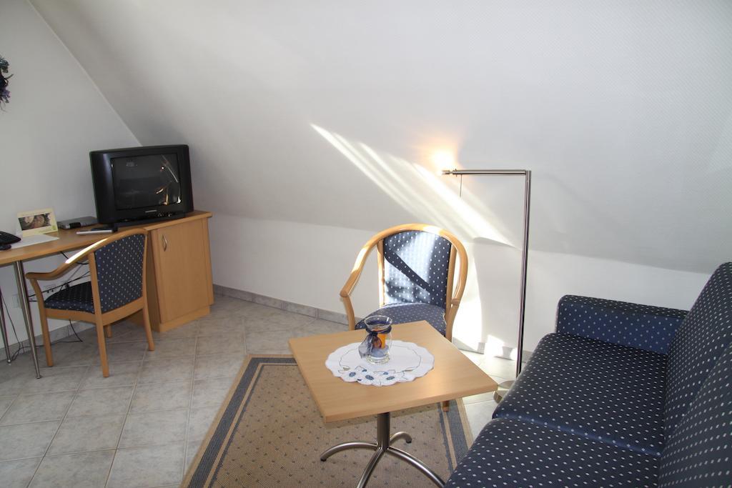 Ferienwohnungen Landgasthof Gilsbach Winterberg Room photo